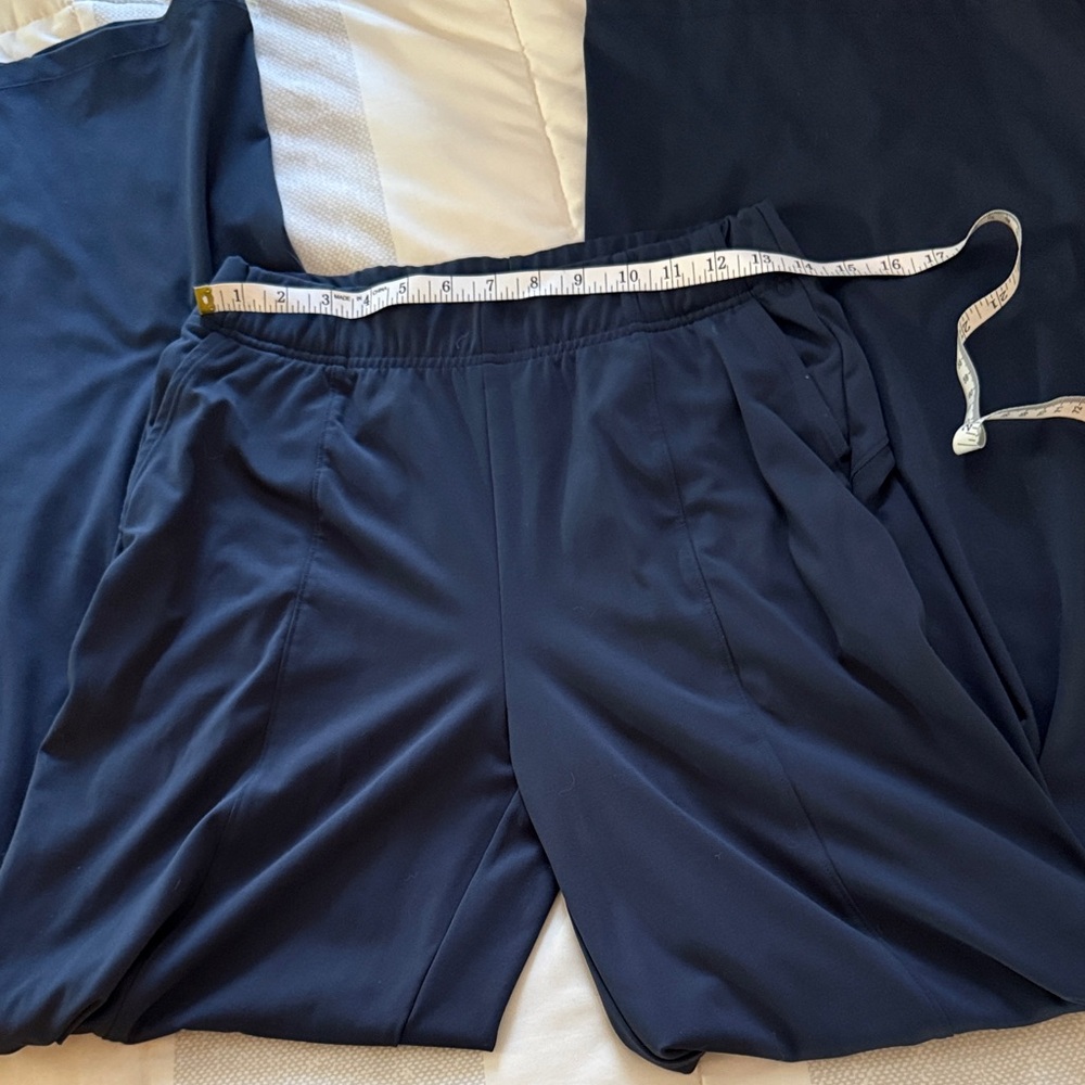 Women's Navy Wide-Leg Pants - Picture 5 of 8